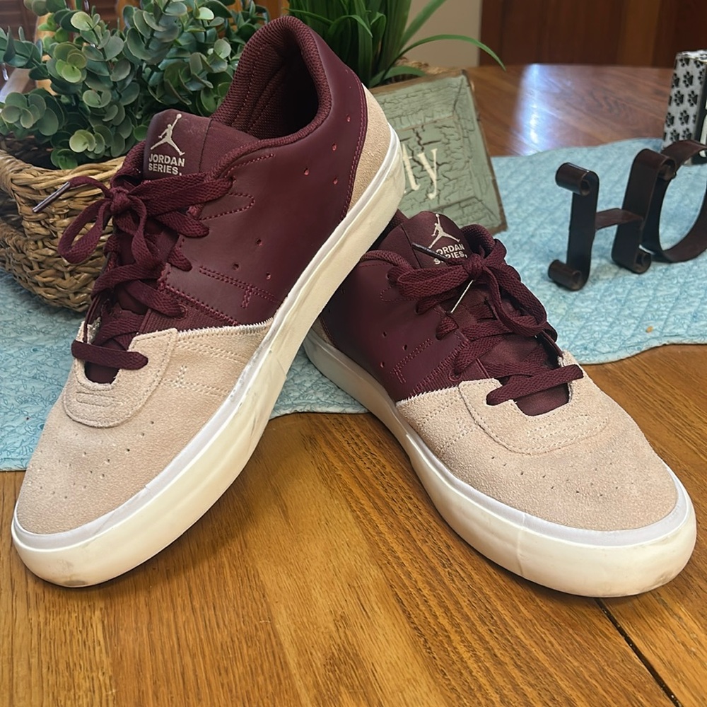 Jordan Series Sneakers in Nubuck